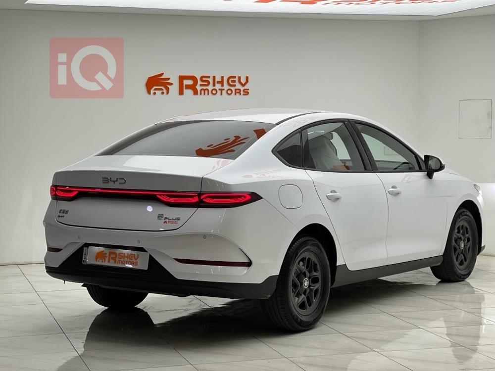 بي واي دي Qin Plus